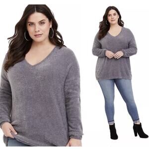 Torrid Eyelash V-Neck gray tunic sweater size 1X